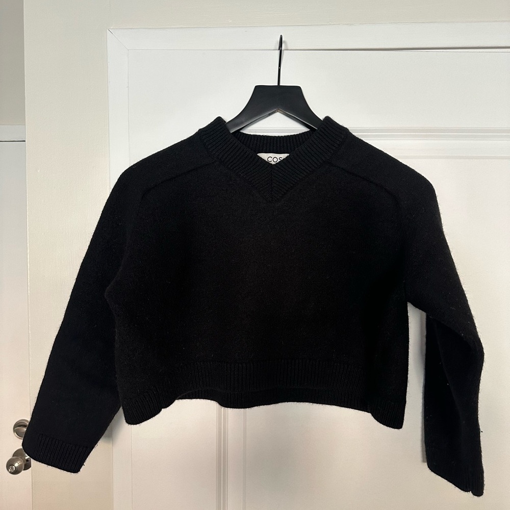Cos Cropped V Neck Sweater